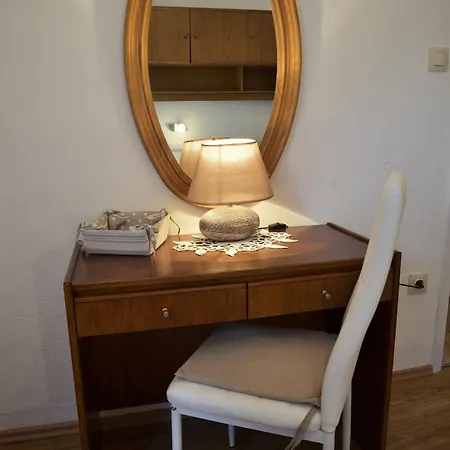 דירה Family-friendly With Swimming Pool Mundanije, Rab - 5072 *