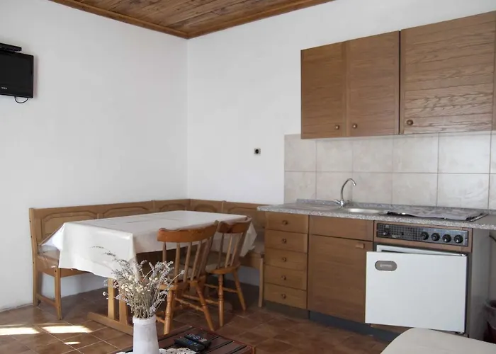 Family-Friendly Apartments With Swimming Pool Mundanije, Rab - 5072 Lägenhet