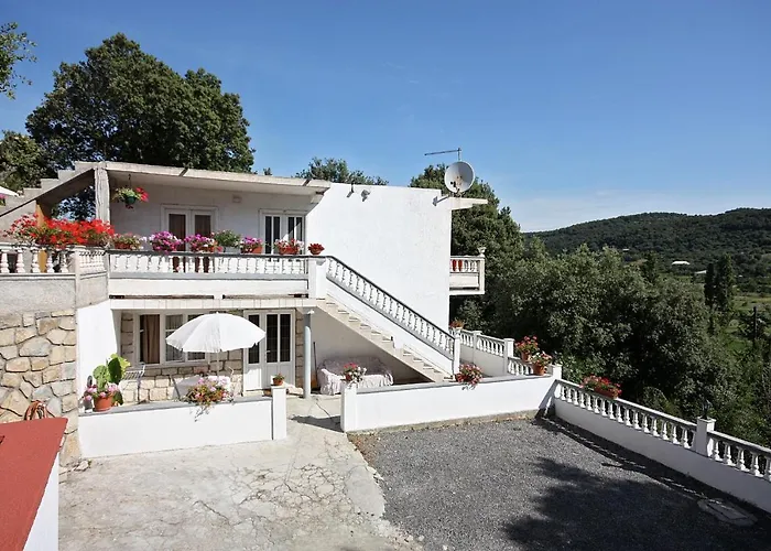 Family-Friendly Apartments With Swimming Pool Mundanije, Rab - 5072 Mundanije