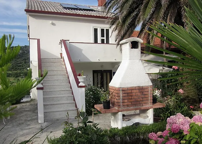 Family-Friendly Apartments With Swimming Pool Mundanije, Rab - 5072 Lägenhet *
