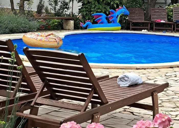 Family-Friendly Apartments With Swimming Pool Mundanije, Rab - 5072 *