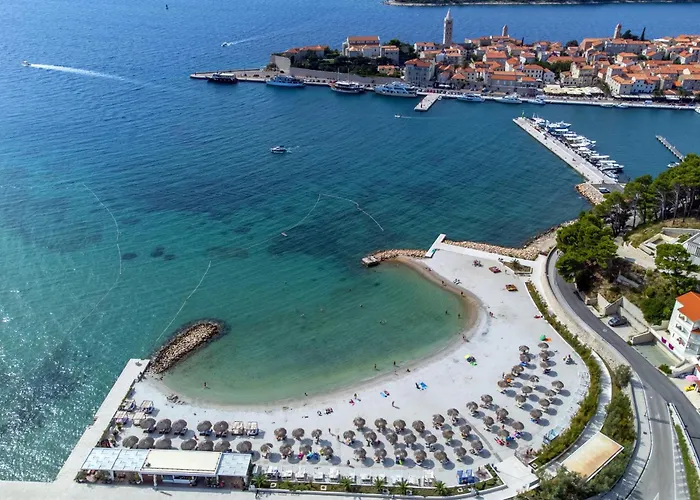 Family-Friendly Apartments With Swimming Pool Mundanije, Rab - 5072 Mundanije